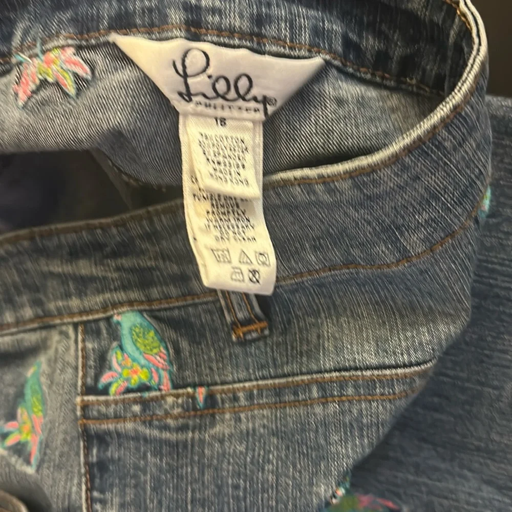 Lilly Pulitzer parrot embroidered jeans 18 - Picture 3 of 3